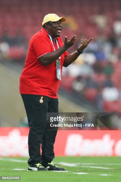 Samuel Fabin head coach of Ghana reacts during the FIFA U-17 World Cup India 2017 Round of 16 match between Ghana v Niger at Dr DY Patil Cricket...