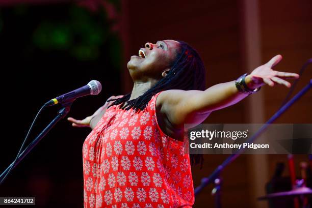 Ruthie Foster performs on stage at Vancouver Wine & Jazz festival, Esther Short Park, Vancouver, Washington, United States on 25th August 2017.