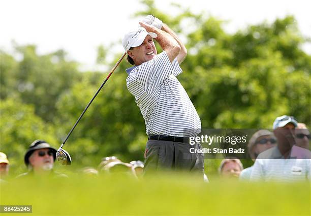 Gil Morgan competes in the third and final round of the Allianz Championship held at Glen Oaks Country Club in West Des Moines, IA, on June 4, 2006.