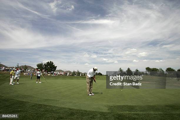 Loren Roberts competes in the third and final round of the Allianz Championship held at Glen Oaks Country Club in West Des Moines, IA, on June 4,...