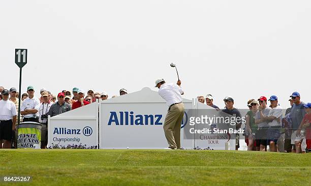 Loren Roberts competes in the third and final round of the Allianz Championship held at Glen Oaks Country Club in West Des Moines, IA, on June 4,...