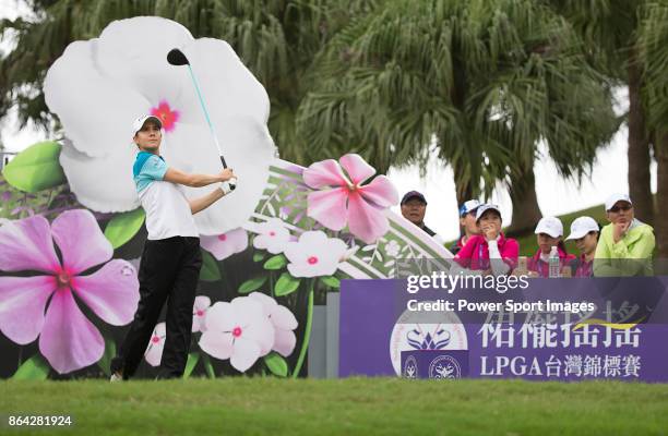 Azahara Munoz of Spain tees off on the first hole during day three of the Swinging Skirts LPGA Taiwan Championship on October 21, 2017 in Taipei,...