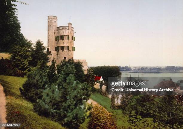 Photomechanical print dated to 1900, depicting the Belvedere watchtower in the Dutch city of Nijmegen, on the east side of Nijmegen. The tower, built...