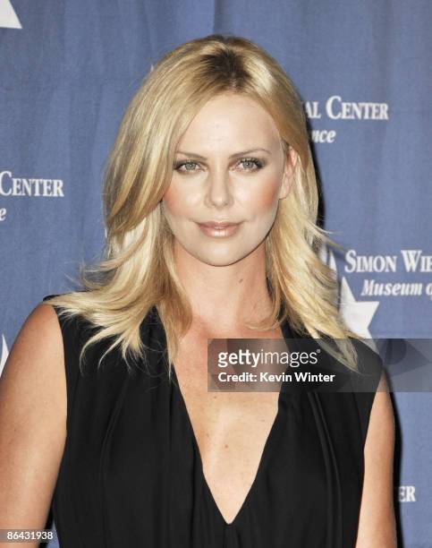 Actress Charlize Theron appears at the Simon Wiesenthal Center's Annual National Tribute Dinner at the Beverly Wilshire Hotel on May 5, 2009 in...