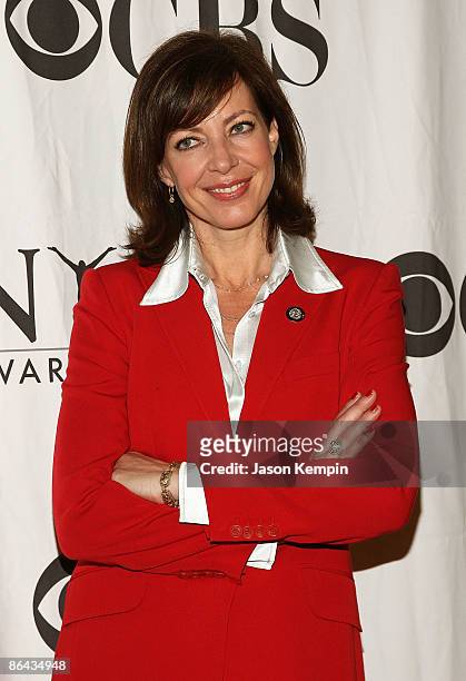 Actress Allison Janney attends the 2009 Tony Awards Meet the Nominees press reception at The Millennium Broadway Hotel on May 6, 2009 in New York...