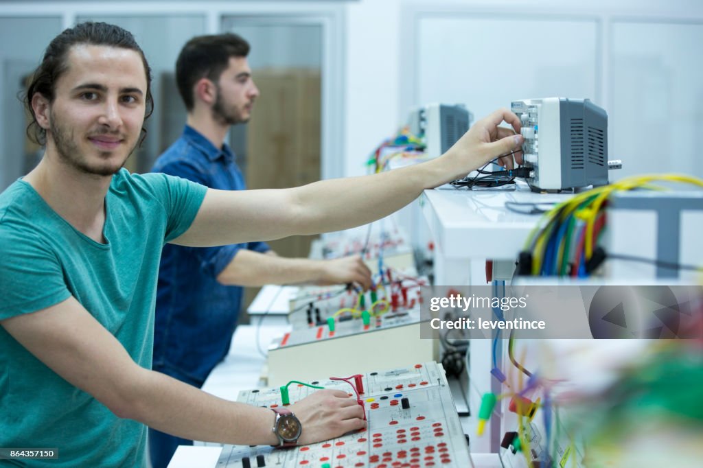 Electrical Control Lab Electrical Engineering Laboratory I – PGULX