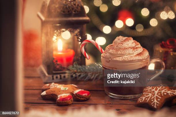 hot chocolate for christmas - mocha stock pictures, royalty-free photos & images