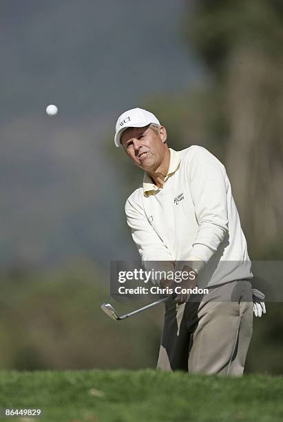 Wayne Levi hits to the 9th green during the first round of the Charles Schwab Cup Championship - Thursday October 27, 2005 at Sonoma Golf Club -...