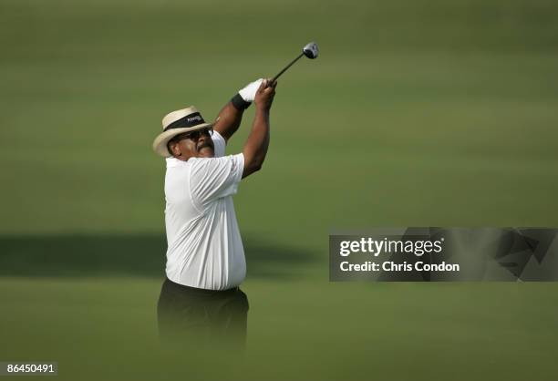 Jim Thorpe in action during the second round of the 2006 Mastercard Championship at Hualalai resort, Kona, Hawaii. January 21,2006