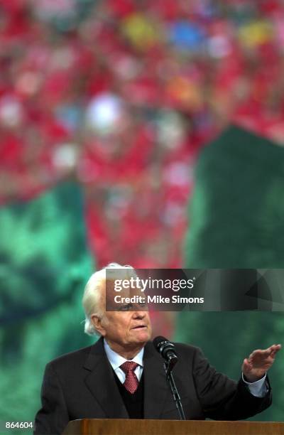 Billy Graham preaches during a mission stop June 27,2002 at Paul Brown Stadium in Cincinnati, Ohio. The mission will be held from the June 27-30.