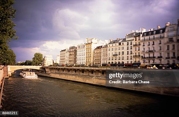 petit pont - petit pont stock pictures, royalty-free photos & images