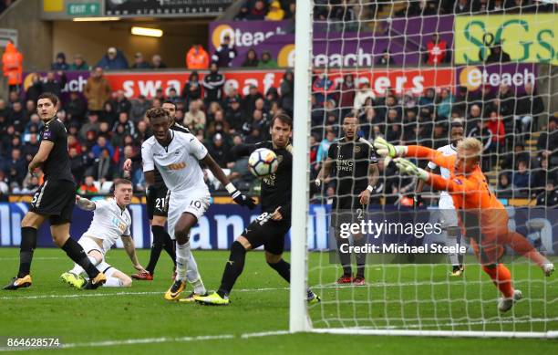 Alfie Mawson of Swansea City scores the 1st Swansea goal during the Premier League match between Swansea City and Leicester City at Liberty Stadium...