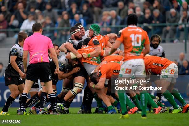 Toulon's and Benetton players in a scrum during the European Rugby Champions Cup match Benetton Treviso vs RC Toulon at the Monigo stadium in Treviso...