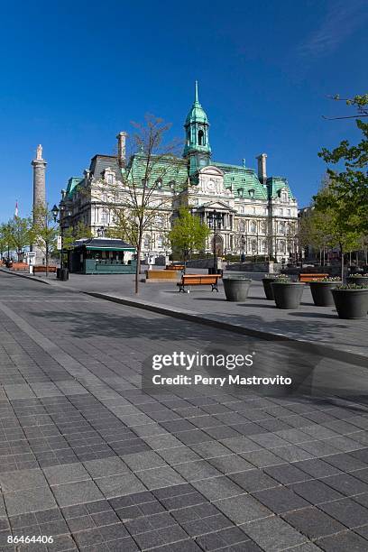 town square and place jacques cartier, old montreal, montreal, quebec, canada - place jacques cartier stock pictures, royalty-free photos & images
