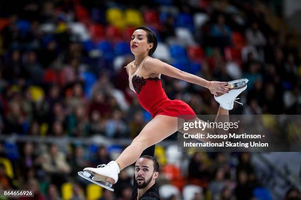 Ksenia Stolbova and Fedor Klimov of Russia compete in the Pairs Free Skating during day two of the ISU Grand Prix of Figure Skating, Rostelecom Cup...