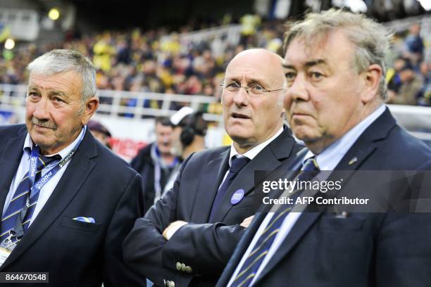 Former Clermont player Jean-Pierre Romeu, President of the FRench Rugby Federation , Bernard Laporte and Clermont's French President Eric De...