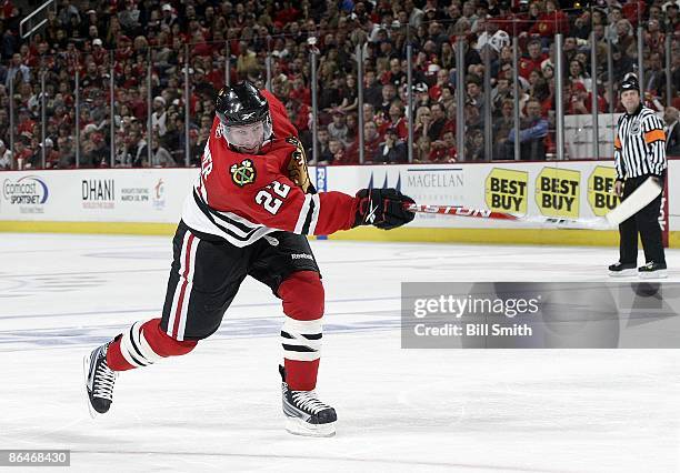 Troy Brouwer of the Chicago Blackhawks shoots the puck during game 5 of the Western Conference Quarterfinals of the 2009 Stanley Cup Playoffs against...