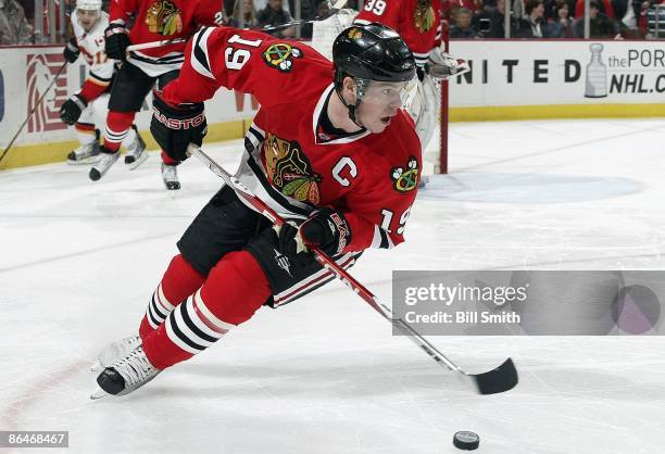 Jonathan Toews of the Chicago Blackhawks takes control of the puck during game 5 of the Western Conference Quarterfinals of the 2009 Stanley Cup...