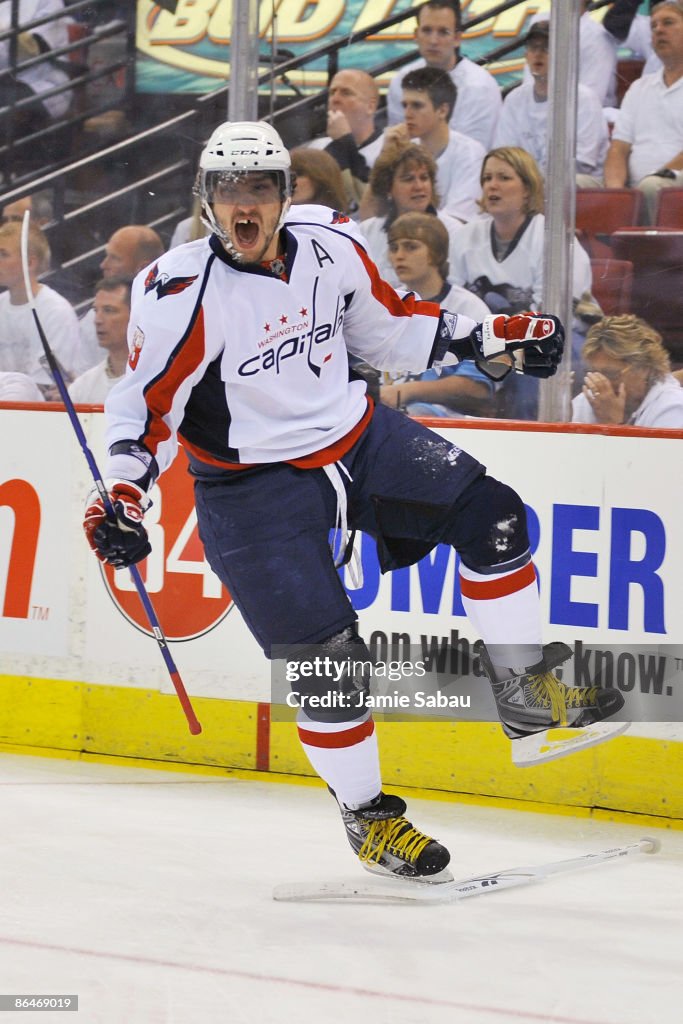 Washington Capitals v Pittsburgh Penguins - Game Three