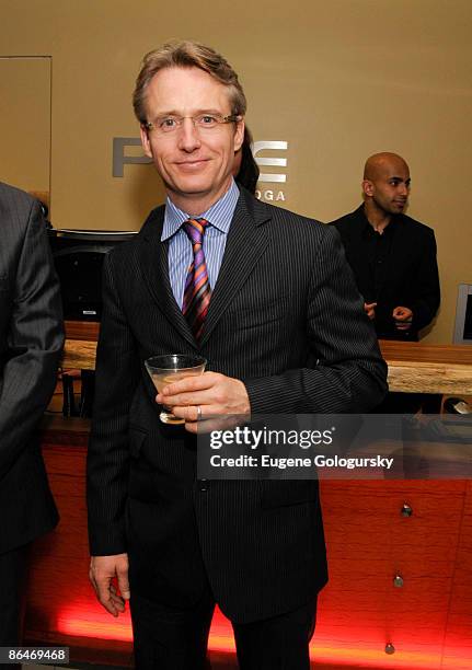 Linus Roche attend "The Quantum Wellness Cleanse" book launch at Pure Yoga on May 6, 2009 in New York City.