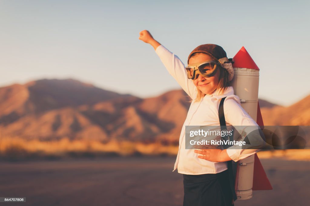 Entreprise jeune fille avec Rocket Pack