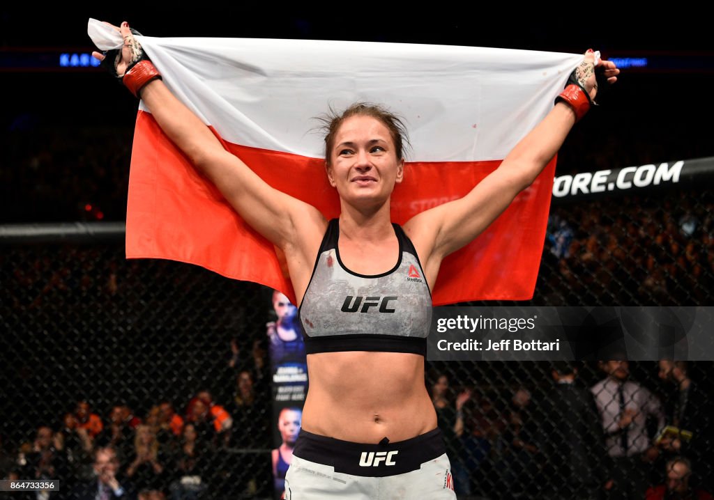 UFC Fight Night: Kowalkiewicz v Esquibel