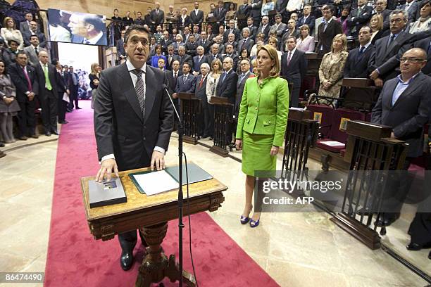 President Basque David North (Socialist) Photos and Premium High Res Pictures - Getty Images