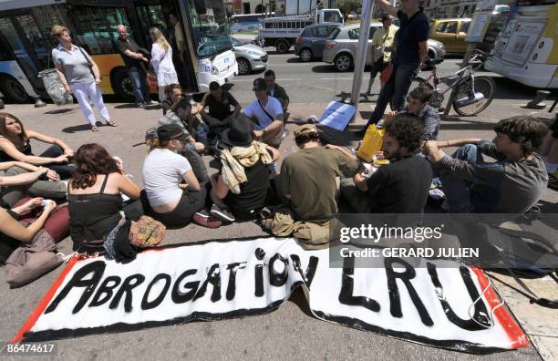 Des étudiants manifestent, le 07 mai 2009 à Marseille, pour protester contre le projet de réforme de l'université. Une vingtaine d'universités...