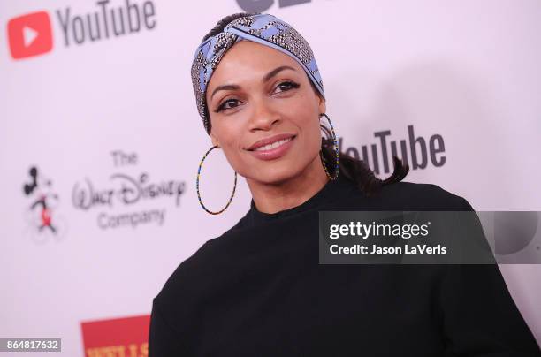 Actress Rosario Dawson attends the 2017 GLSEN Respect Awards at the Beverly Wilshire Four Seasons Hotel on October 20, 2017 in Beverly Hills,...