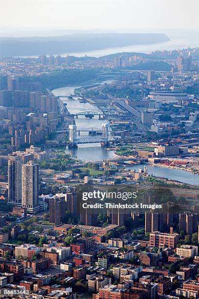 aerial view of new york city - the bronx fotografías e imágenes de stock