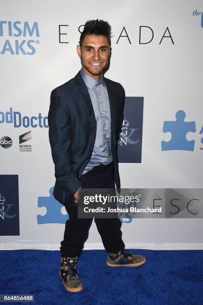 Emmanuel Kelley arrives at Autism Speaks, Into the Blue Gala on October 21, 2017 in Los Angeles, California.