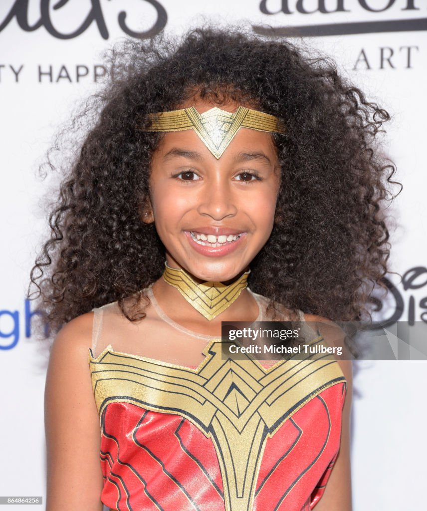 Starlight Children's Foundation's Dream Halloween - Arrivals