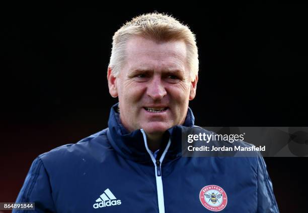 Dean Smith, manager of Brentford looks on during the Sky Bet Championship match between Brentford and Sunderland at Griffin Park on October 21, 2017...