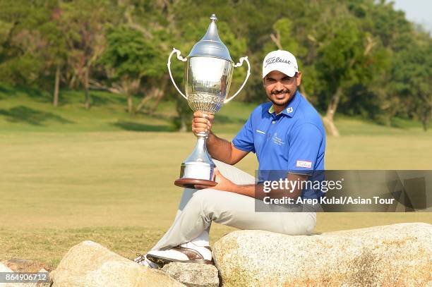 Gaganjeet Bhullar of India pose with trophy after winning the Macao Open 2017 at Macau Golf and Country Club on October 22, 2017 in Macau, Macau.