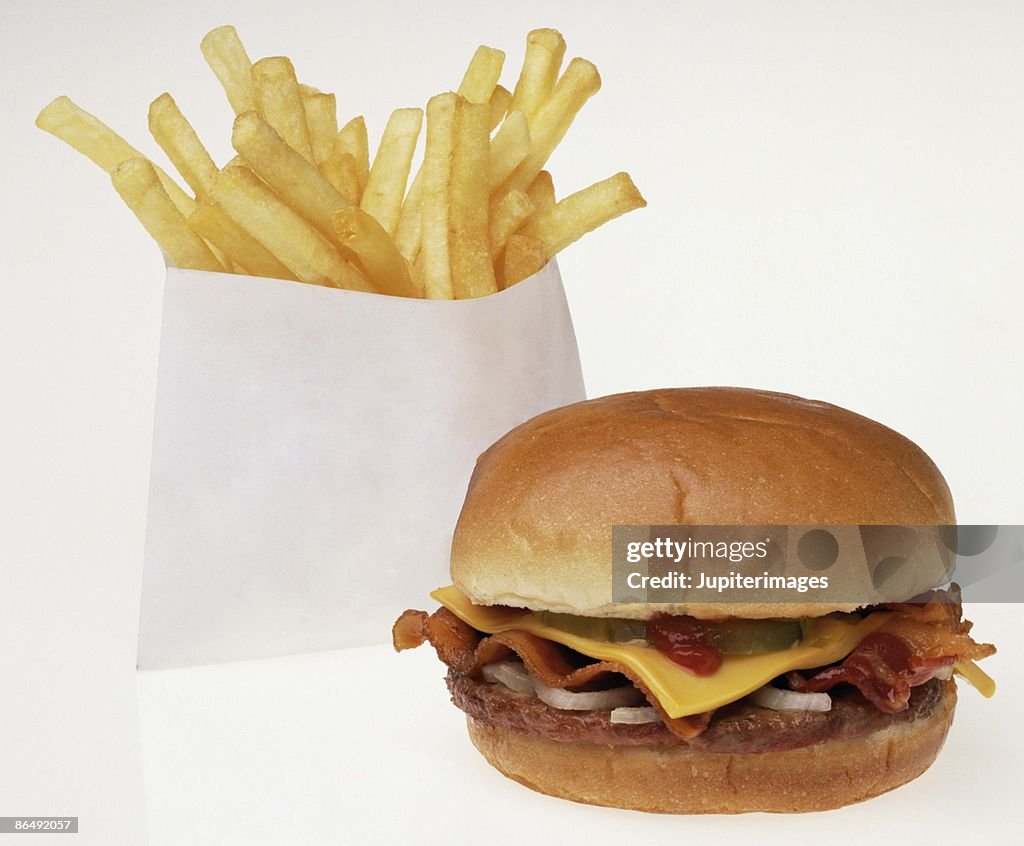 Bacon cheeseburger with fries