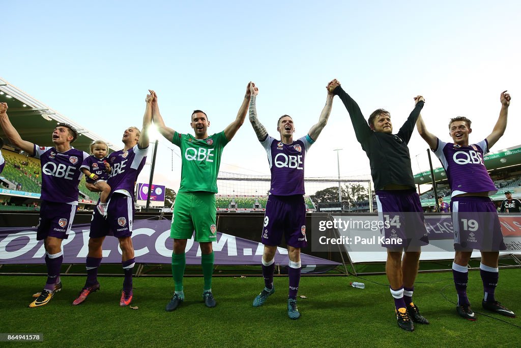 A-League Rd 3 - Perth v Central Coast