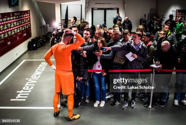 Match Mix Zone 4,167 Mixed Zone Photos & High Res Pictures - Getty Images