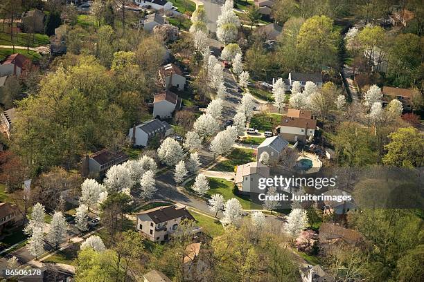 aerial view of suburban baltimore, maryland - baltimore maryland fotografías e imágenes de stock