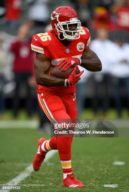 Spiller of the Kansas City Chiefs warms up during pregame warm ups prior to playing the Oakland Raiders in an NFL football game at Oakland-Alameda...