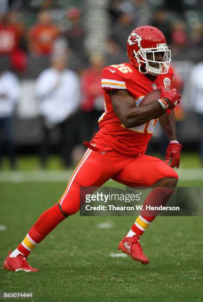 Spiller of the Kansas City Chiefs warms up during pregame warm ups prior to playing the Oakland Raiders in an NFL football game at Oakland-Alameda...