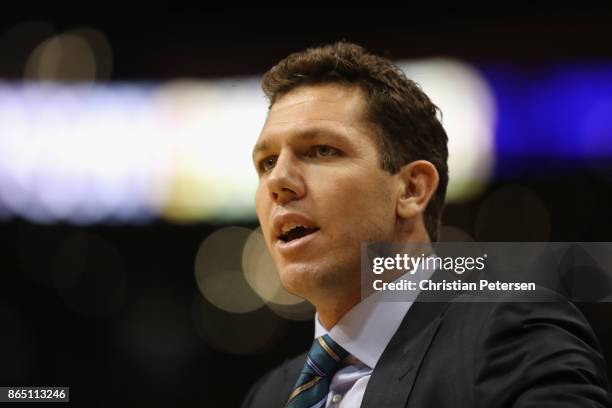 Head coach Luke Walton of the Los Angeles Lakers reacts during the NBA game against the Phoenix Suns at Talking Stick Resort Arena on October 20,...