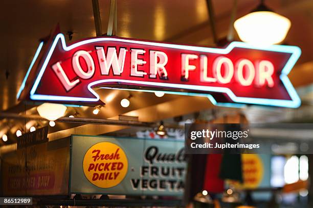 neon sign - pike place market stock pictures, royalty-free photos & images