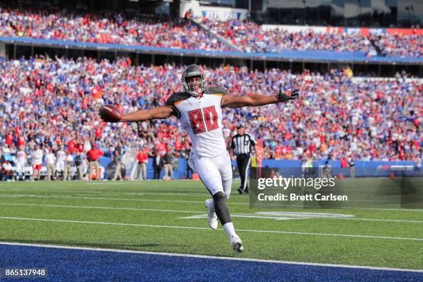 Howard of the Tampa Bay Buccaneers celebrates while scoring a touchdown in the third quarter of an NFL game against the Buffalo Bills on October 22,...