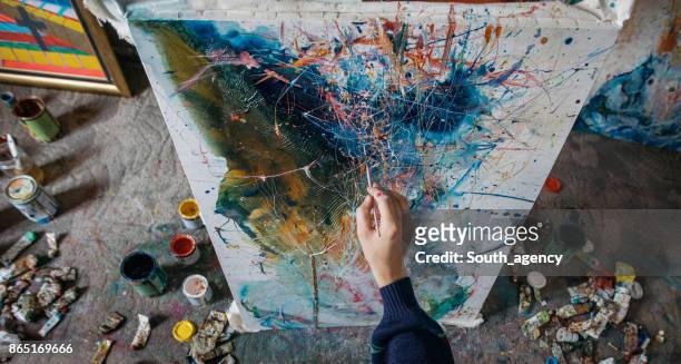 true artist - paint preparation stock pictures, royalty-free photos & images