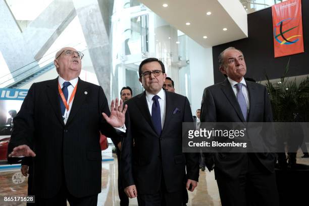 Ildefonso Guajardo Villarreal, Mexico's secretary of economy, center, arrives for the Mexico Business Summit in San Luis Potosi, Mexico, on Sunday,...