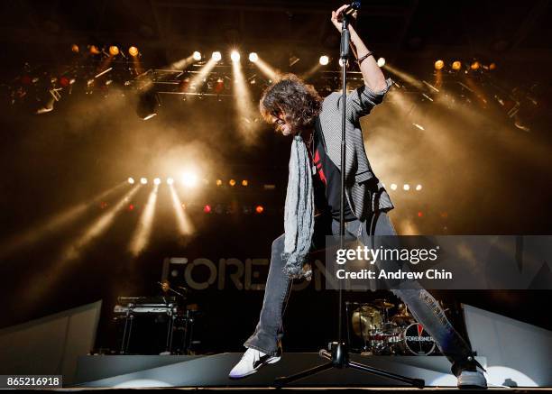 Kelly Hansen of Foreigner performs on stage at Abbotsford Centre on October 22, 2017 in Abbotsford, Canada.