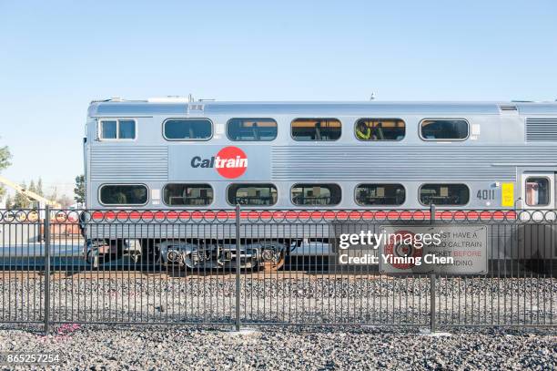 caltrain at santa clara train station - caltrain stock pictures, royalty-free photos & images