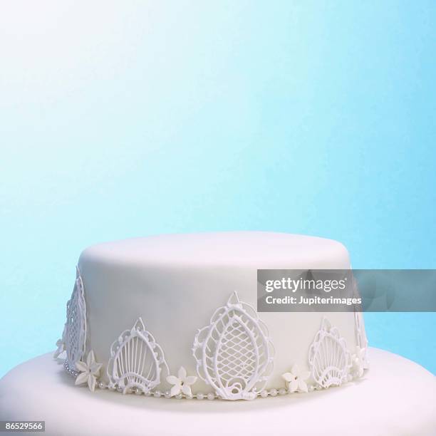 wedding cake - cake tier stock pictures, royalty-free photos & images