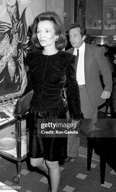 Lee Radziwill and Anthony Radziwill attend Regine Cocktail Party on October 29, 1987 at Regine's in New York City.