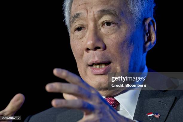 Lee Hsien Loong, Singapore's prime minister, speaks during an Economic Club of Washington discussion in Washington, D.C., U.S., on Monday, Oct. 23,...